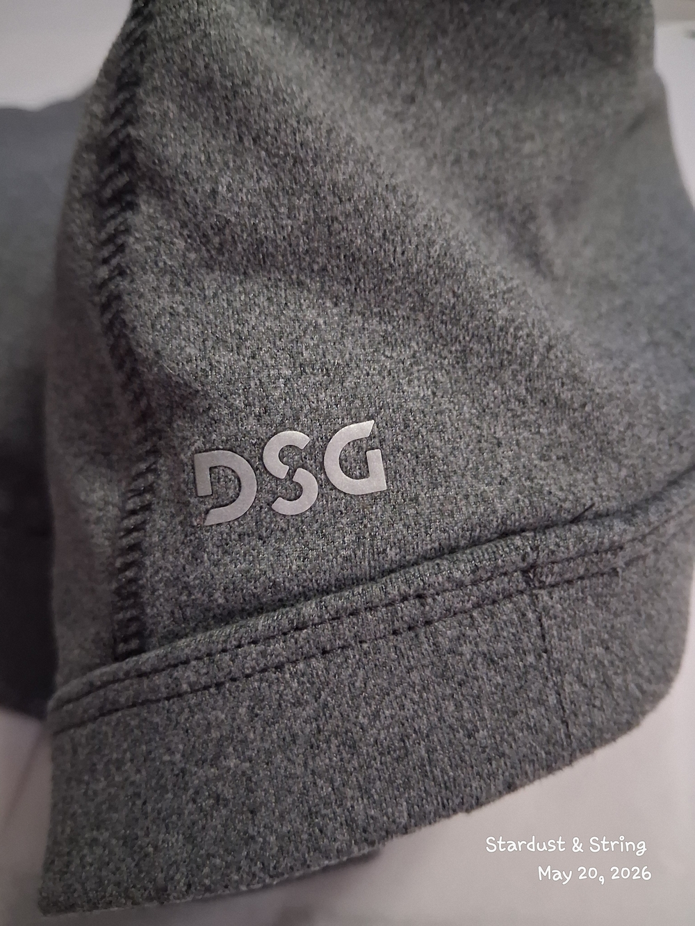 DSG L Womens Heather Gray Racerback Sports Bra with Back Panel Black Liner - Picture 4 of 9